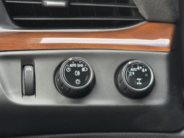 Cadillac Escalade IV с пробегом 2019 года, цена 4 985 000 рублей, 121000 км, внедорожник, Автокод Объявления