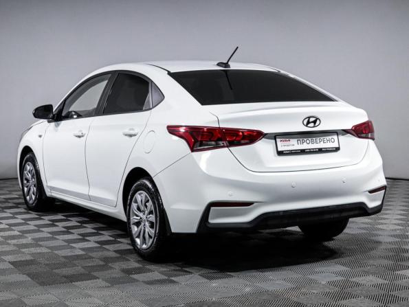 Hyundai Solaris II с пробегом 2017 года, цена 1 250 000 рублей, 88000 км, седан, Автокод Объявления