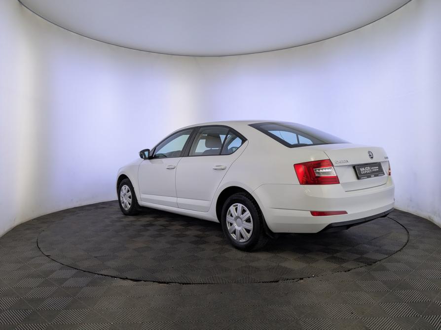 Skoda Octavia III (A7) Москва  - изображение 7