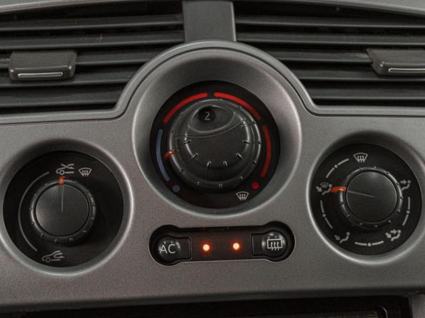 Renault Scenic II Рестайлинг с пробегом 2009 года, цена 289 000 рублей, 331316 км, компактвэн, Автокод Объявления
