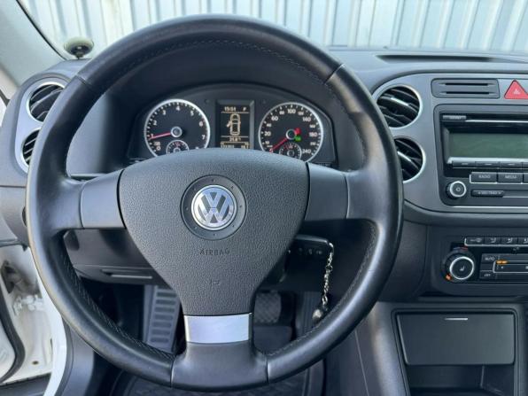 Volkswagen Tiguan I с пробегом 2010 года, цена 1 285 000 рублей, 170000 км, внедорожник, Автокод Объявления