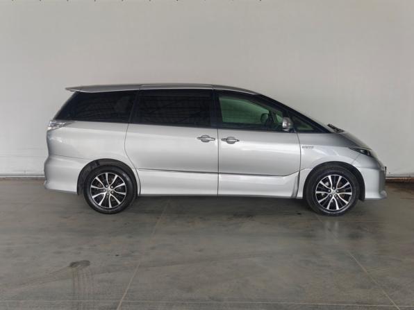 Toyota Estima III Рестайлинг 2 с пробегом 2012 года, цена 1 700 000 рублей, 222890 км, минивэн, Автокод Объявления