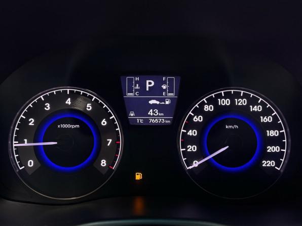 Hyundai Solaris I Рестайлинг с пробегом 2016 года, цена 1 329 000 рублей, 76569 км, седан, Автокод Объявления