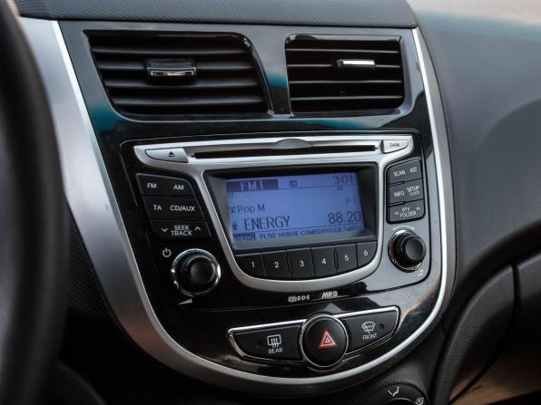 Hyundai Solaris I с пробегом 2011 года, цена 815 000 рублей, 101668 км, седан, Автокод Объявления