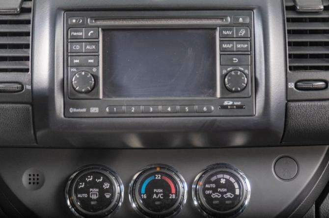 Nissan Note I Рестайлинг с пробегом 2010 года, цена 749 000 рублей, 283000 км, хэтчбек, Автокод Объявления