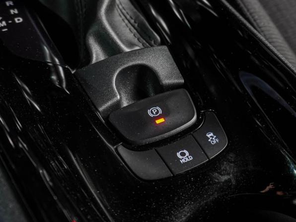 Toyota C-HR I с пробегом 2019 года, цена 2 249 000 рублей, 63368 км, внедорожник, Автокод Объявления