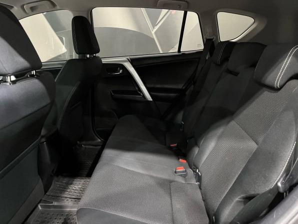 Toyota RAV4 IV (XA40) Рестайлинг с пробегом 2017 года, цена 2 050 000 рублей, 123640 км, внедорожник, Автокод Объявления