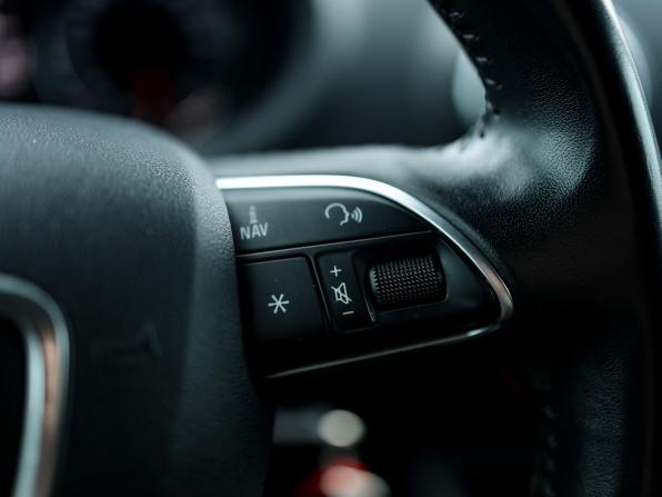 Audi A3 III (8V) с пробегом 2013 года, цена 1 399 000 рублей, 168000 км, седан, Автокод Объявления