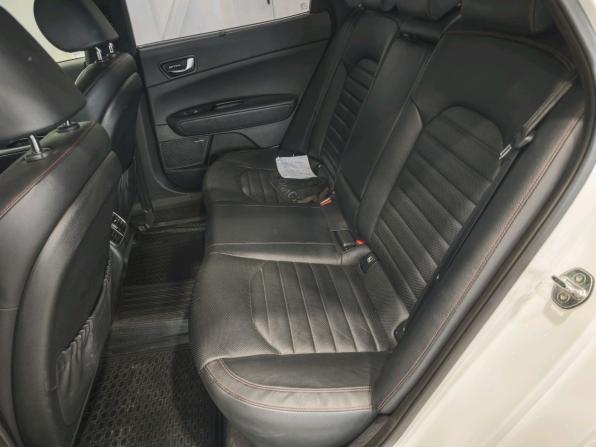 Kia Optima IV с пробегом 2018 года, цена 2 195 000 рублей, 137150 км, седан, Автокод Объявления