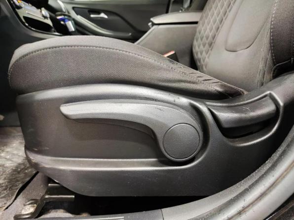 Hyundai Creta I Рестайлинг с пробегом 2021 года, цена 2 459 200 рублей, 121001 км, внедорожник, Автокод Объявления