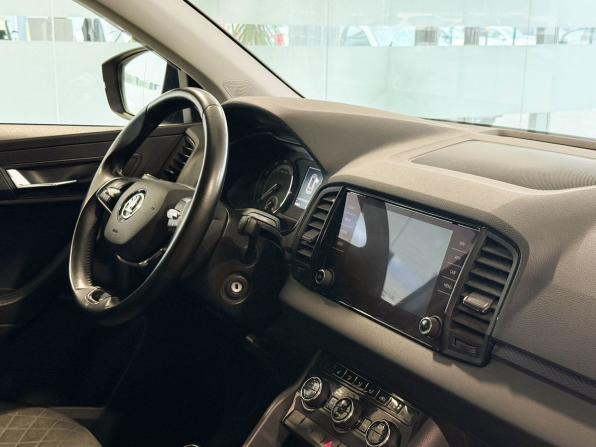 Skoda Karoq I с пробегом 2021 года, цена 2 117 000 рублей, 84929 км, внедорожник, Автокод Объявления