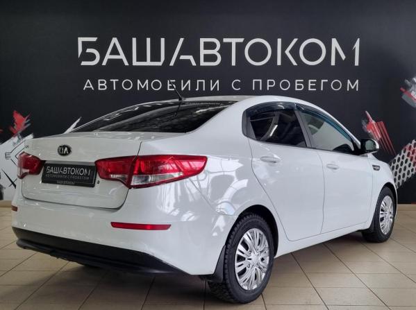 Kia Rio III Рестайлинг с пробегом 2016 года, цена 880 000 рублей, 179750 км, седан, Автокод Объявления
