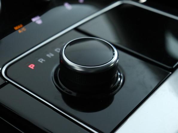 Land Rover Range Rover Velar I с пробегом 2019 года, цена 3 415 000 рублей, 92342 км, внедорожник, Автокод Объявления