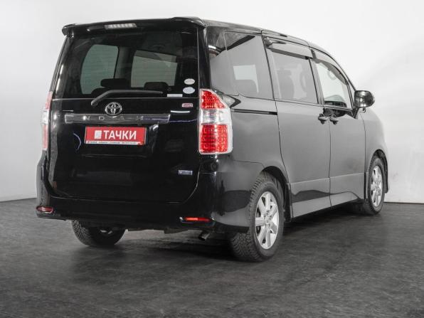 Toyota Noah II (R70) с пробегом 2007 года, цена 1 350 500 рублей, 199385 км, минивэн, Автокод Объявления