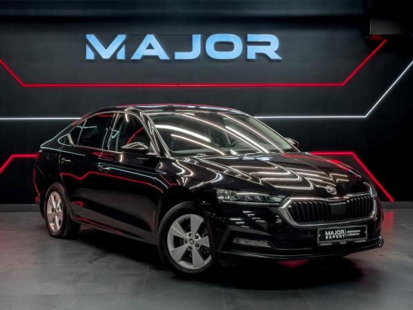Skoda Octavia IV (A8) с пробегом 2020 года, цена 2 000 000 рублей, 141044 км, лифтбек, Автокод Объявления
