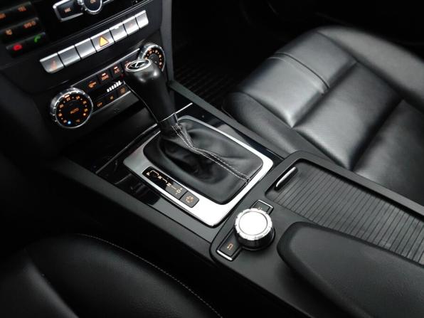 Mercedes-Benz C-Класс III (W204) Рестайлинг с пробегом 2012 года, цена 1 315 000 рублей, 202000 км, седан, Автокод Объявления
