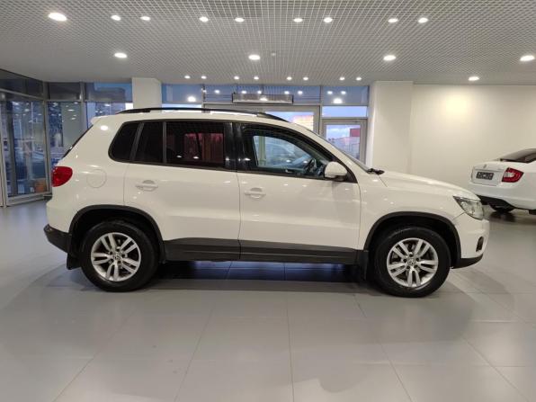 Volkswagen Tiguan I с пробегом 2011 года, цена 1 090 000 рублей, 263088 км, внедорожник, Автокод Объявления
