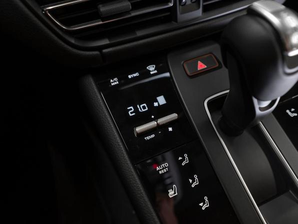 Porsche Macan I Рестайлинг 2 с пробегом 2025 года, цена 10 300 000 рублей, 10 км, внедорожник, Автокод Объявления