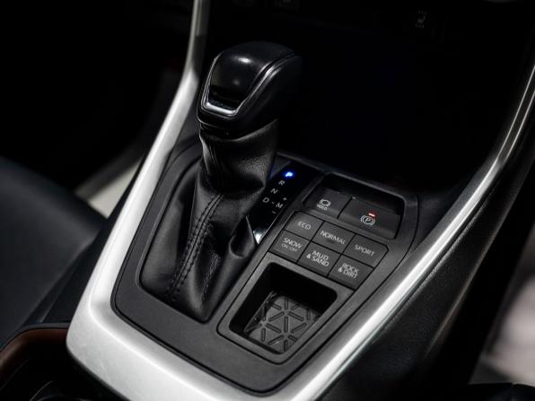 Toyota RAV4 V (XA50) с пробегом 2020 года, цена 3 300 000 рублей, 71159 км, внедорожник, Автокод Объявления
