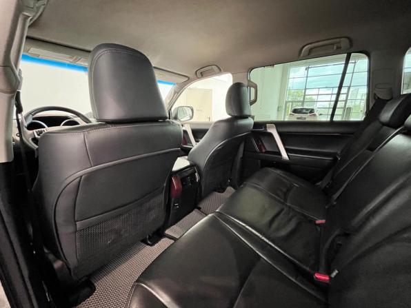 Toyota Land Cruiser Prado 150 Series Рестайлинг 1 с пробегом 2014 года, цена 3 199 000 рублей, 250008 км, внедорожник, Автокод Объявления