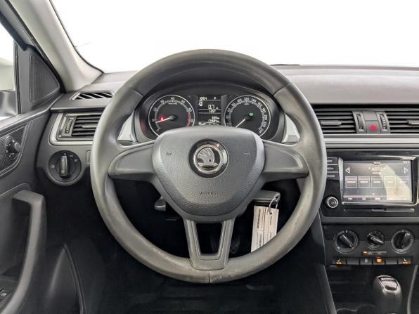 Skoda Rapid I Рестайлинг с пробегом 2018 года, цена 1 025 000 рублей, 174682 км, лифтбек, Автокод Объявления
