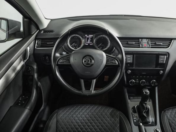 Skoda Octavia III (A7) Рестайлинг с пробегом 2018 года, цена 1 649 000 рублей, 123567 км, лифтбек, Автокод Объявления
