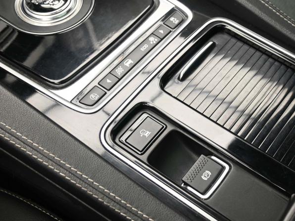 Jaguar F-Pace I с пробегом 2017 года, цена 2 990 000 рублей, 133661 км, внедорожник, Автокод Объявления