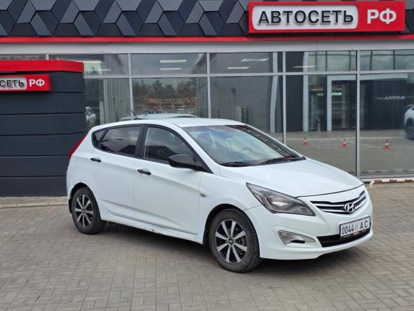 Hyundai Solaris I Рестайлинг с пробегом 2015 года, цена 729 900 рублей, 176718 км, хэтчбек, Автокод Объявления