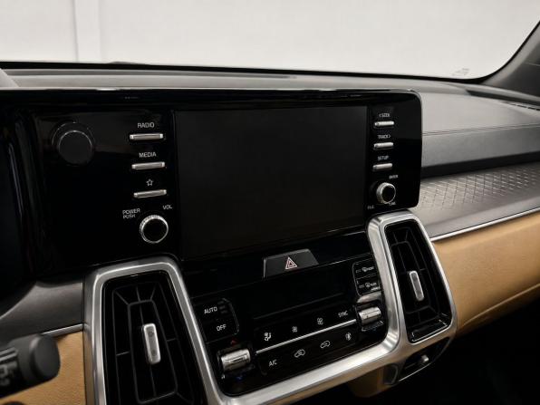 Kia Sorento IV с пробегом 2021 года, цена 3 399 000 рублей, 198135 км, внедорожник, Автокод Объявления