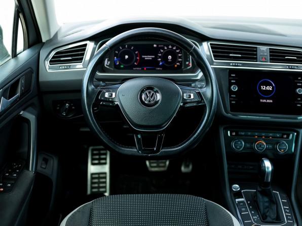 Volkswagen Tiguan II с пробегом 2019 года, цена 2 679 000 рублей, 127890 км, внедорожник, Автокод Объявления