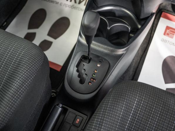 Toyota Vitz III (XP130) Рестайлинг 2 с пробегом 2018 года, цена 930 500 рублей, 54923 км, хэтчбек, Автокод Объявления