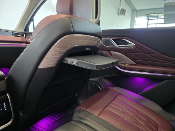Hongqi HS7 II с пробегом 2025 года, цена 4 750 000 рублей, 8402 км, внедорожник, Автокод Объявления
