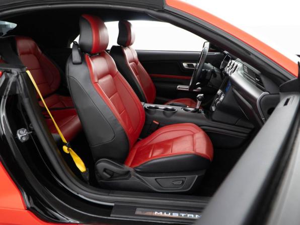 Ford Mustang VI Рестайлинг с пробегом 2021 года, цена 3 799 077 рублей, 73096 км, кабриолет, Автокод Объявления