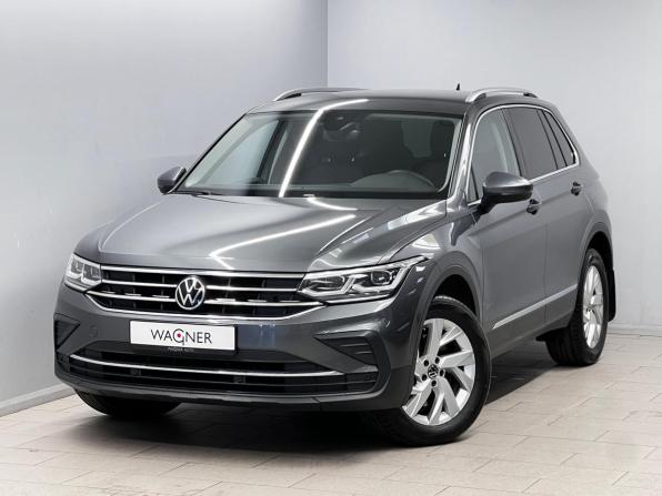Volkswagen Tiguan II Рестайлинг с пробегом 2021 года, цена 3 747 000 рублей, 46639 км, внедорожник, Автокод Объявления