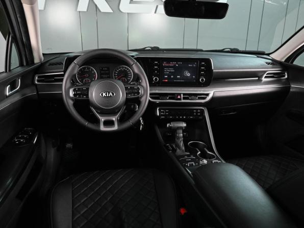 Kia K5 III с пробегом 2021 года, цена 2 089 000 рублей, 112688 км, седан, Автокод Объявления