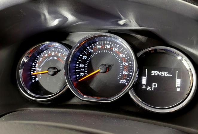 Renault Logan II Рестайлинг с пробегом 2021 года, цена 1 189 000 рублей, 99497 км, седан, Автокод Объявления