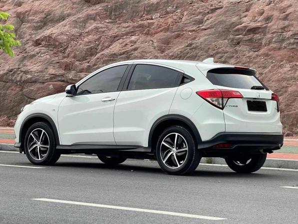 Honda Vezel I Рестайлинг с пробегом 2022 года, цена 1 700 000 рублей, 10000 км, внедорожник, Автокод Объявления