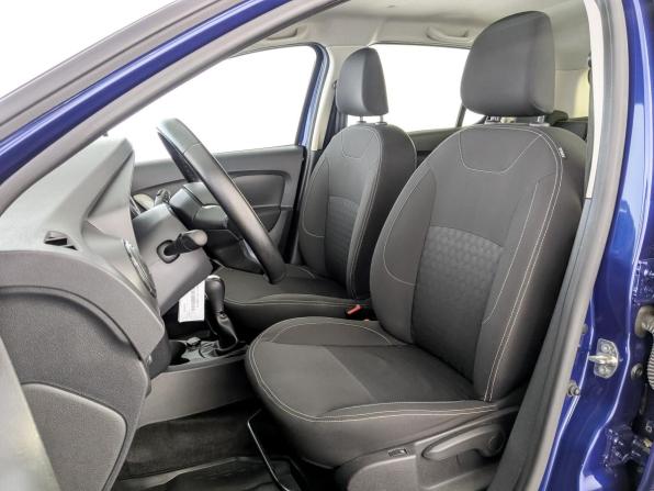 Renault Sandero II Рестайлинг с пробегом 2018 года, цена 1 090 000 рублей, 110485 км, хэтчбек, Автокод Объявления