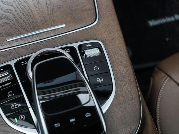 Mercedes-Benz E-Класс V (W213 S213 C238) с пробегом 2017 года, цена 3 450 000 рублей, 46271 км, седан, Автокод Объявления