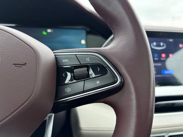 Geely Monjaro I с пробегом 2023 года, цена 2 895 000 рублей, 78000 км, внедорожник, Автокод Объявления