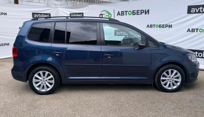 Volkswagen Touran I Рестайлинг 2 с пробегом 2010 года, цена 766 000 рублей, 245000 км, компактвэн, Автокод Объявления