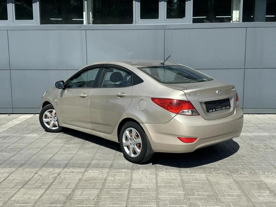 Hyundai Solaris I Новосибирск  - изображение 4