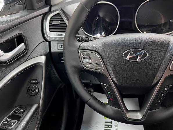 Hyundai Santa Fe III Рестайлинг с пробегом 2016 года, цена 2 065 000 рублей, 172099 км, внедорожник, Автокод Объявления