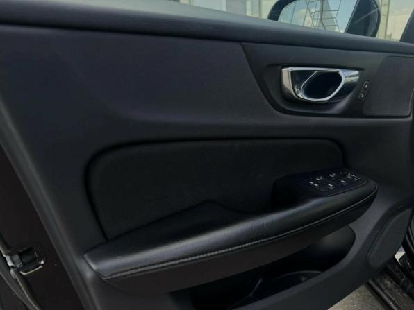 Volvo V60 II с пробегом 2019 года, цена 2 090 000 рублей, 178829 км, универсал, Автокод Объявления