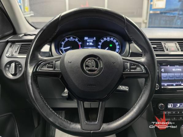 Skoda Rapid I с пробегом 2017 года, цена 1 230 000 рублей, 150000 км, лифтбек, Автокод Объявления