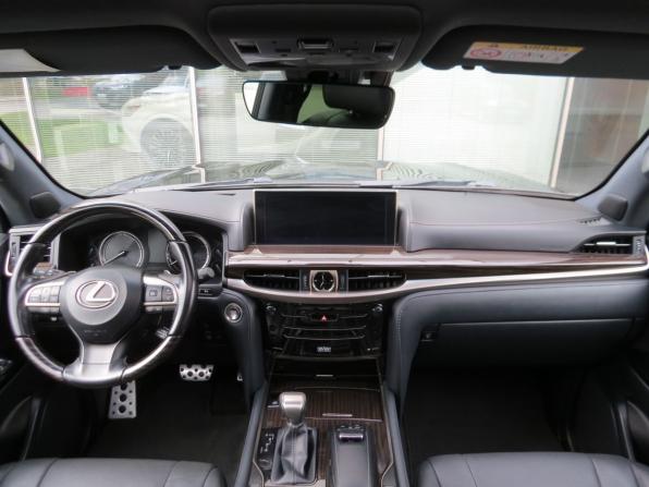 Lexus LX III Рестайлинг 2 с пробегом 2021 года, цена 13 350 000 рублей, 70500 км, внедорожник, Автокод Объявления