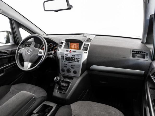 Opel Zafira B Рестайлинг с пробегом 2013 года, цена 775 000 рублей, 216313 км, компактвэн, Автокод Объявления