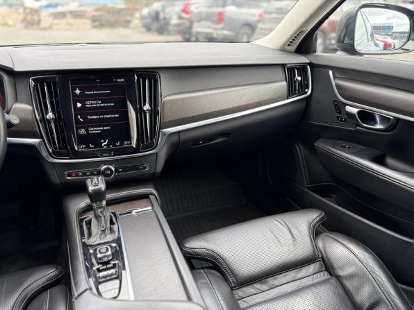 Volvo V90 Cross Country I с пробегом 2017 года, цена 2 295 000 рублей, 283000 км, универсал, Автокод Объявления