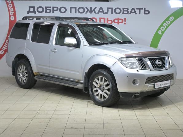 Nissan Pathfinder III Рестайлинг с пробегом 2010 года, цена 1 180 000 рублей, 290000 км, внедорожник, Автокод Объявления