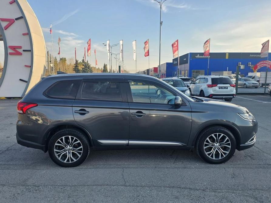 Mitsubishi Outlander III Рестайлинг 2 Тюмень  - изображение 8